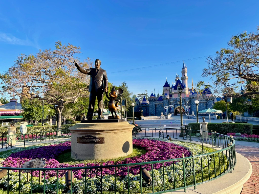 Navigating the Magic: Tips for Taking Kids to Disneyland